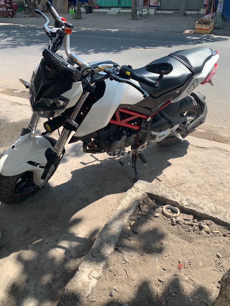 Mua bán Benelli TNT đăng ký 2018 đã sử dụng giá 19 triệu. Trao đổi: 0902319437