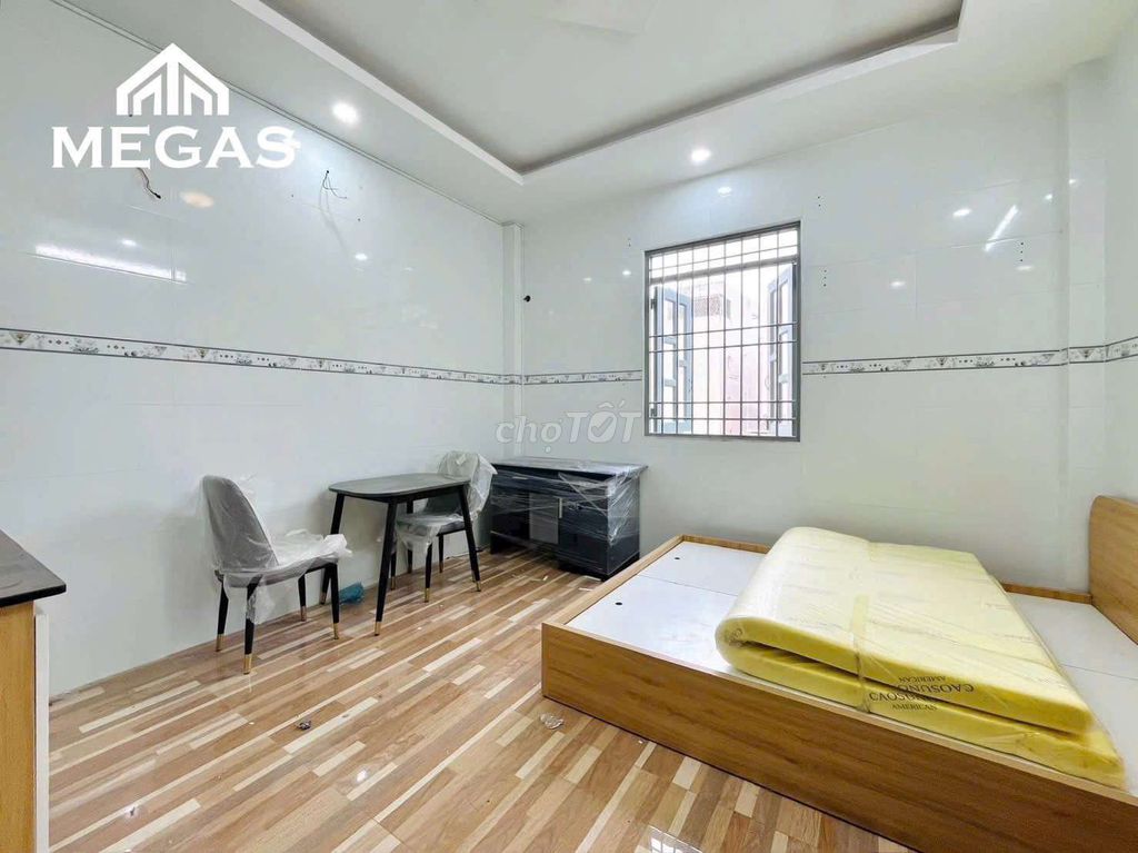 PHÒNG MỚI XÂY, FULL NỘI THẤT, ĐẬU ĐƯỢC Ô TÔ, CÓ CỬA XỔ