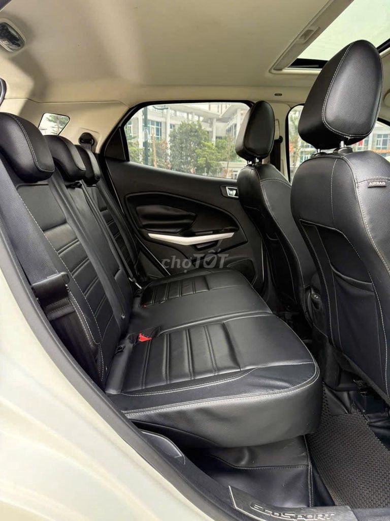 Ford EcoSport 1.5L Titanium AT, xe đẹp keng