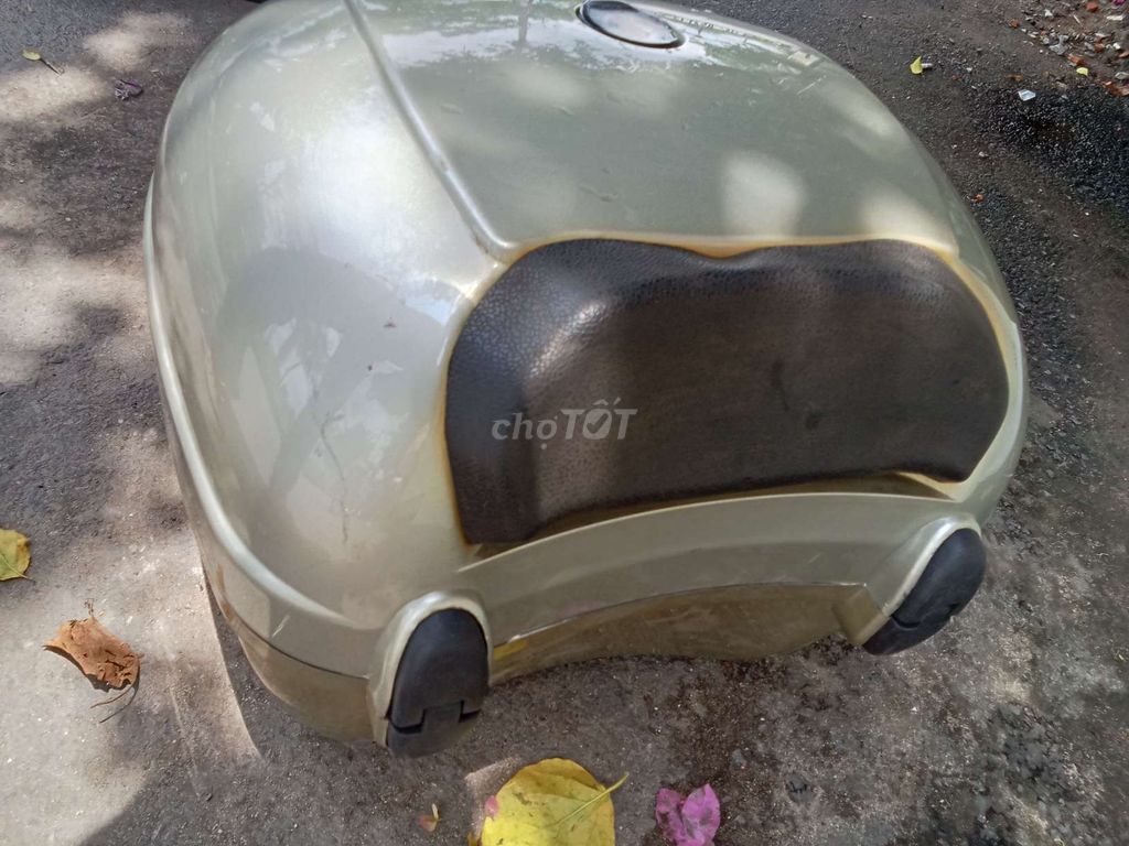 Thùng đựng đồ xe máy zin nhật mới đẹp. Mua bán Phụ tùng xe tại Quận Bình Thạnh Tp Hồ Chí Minh được đăng bởi A Hùng hình 3