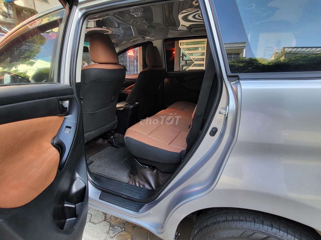 TOYOTA INNOVA 8 Chổ 2.0E,Sx 2018 MT Mới 97%. Mua bán Ô tô tại Quận 11 Tp Hồ Chí Minh được đăng bởi Mr Thiên hình 7