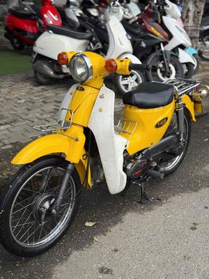 Honda Cub 50cc 2019 Vàng, Trắng. Mua bán Xe máy tại Quận Sơn Trà Đà Nẵng được đăng bởi khánh duy bán xe trả góp
