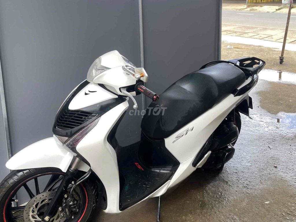 Mình lên đời SH 150i cần tìm chủ mới. Mua bán Xe máy tại Thành phố Buôn Ma Thuột Đắk Lắk được đăng bởi Thịnh Nguyễn hình 3