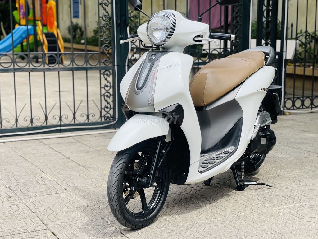 Yamaha Janus 125 trắng xám Bản 2023 Siêu Mới. Mua bán Xe máy tại Quận Nam Từ Liêm Hà Nội được đăng bởi A Nam hình 1