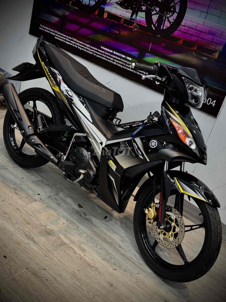 Yamaha Exciter 2010 phiên ban 2009 1S94 Đen Bạc RC. Mua bán Xe máy tại Huyện Hòa Vang Đà Nẵng được đăng bởi ĐứcAnh Nguyễn hình 1