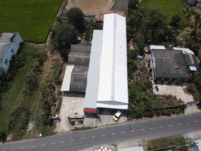 Bán Xưởng Mặt Tiền 2600m2. Mua bán đất tại Huyện Tân Trụ Long An được đăng bởi Lưu Vĩnh Phú