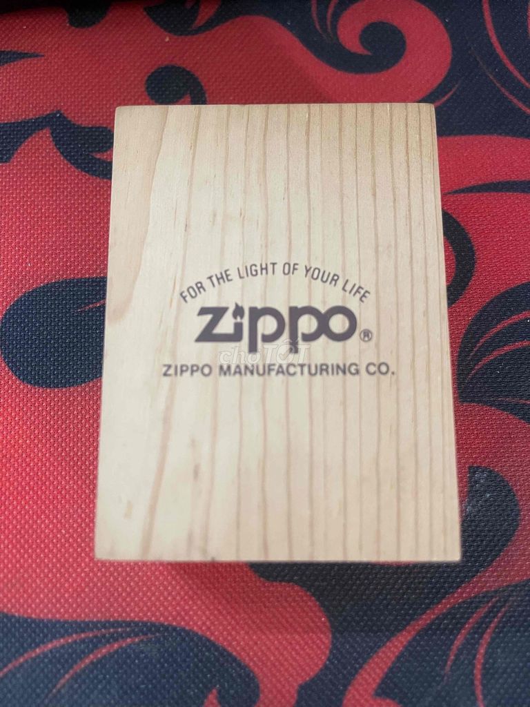 Bật lửa Zippo Time vân đá XI Kim loại Bạc. Mua bán Đồ sưu tầm, đồ cổ tại Quận Hải Châu Đà Nẵng được đăng bởi Trung Nguyen hình 1