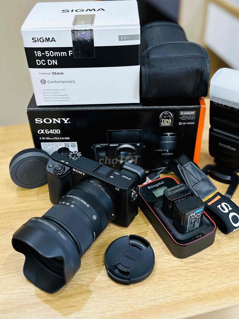 Sony A6400 + Sigma 18-50 f2.8 - Chính hãng. Mua bán Máy ảnh, Máy quay tại Quận 8 Tp Hồ Chí Minh được đăng bởi Mẫn Phan hình 1