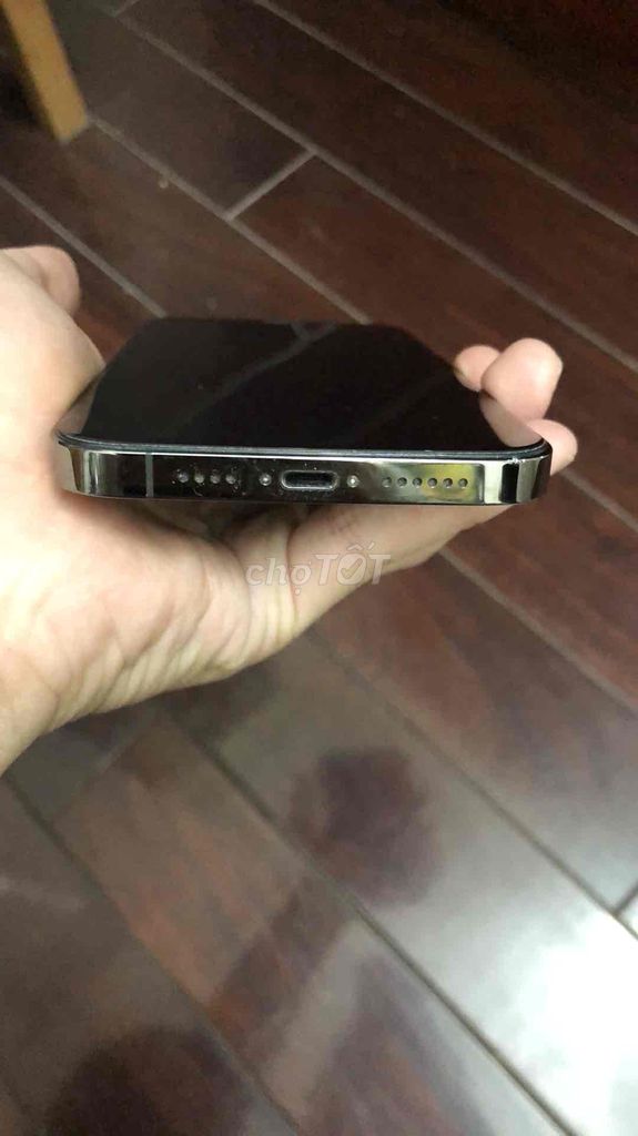 Cần bán 12 Promax 128GB Xám đen