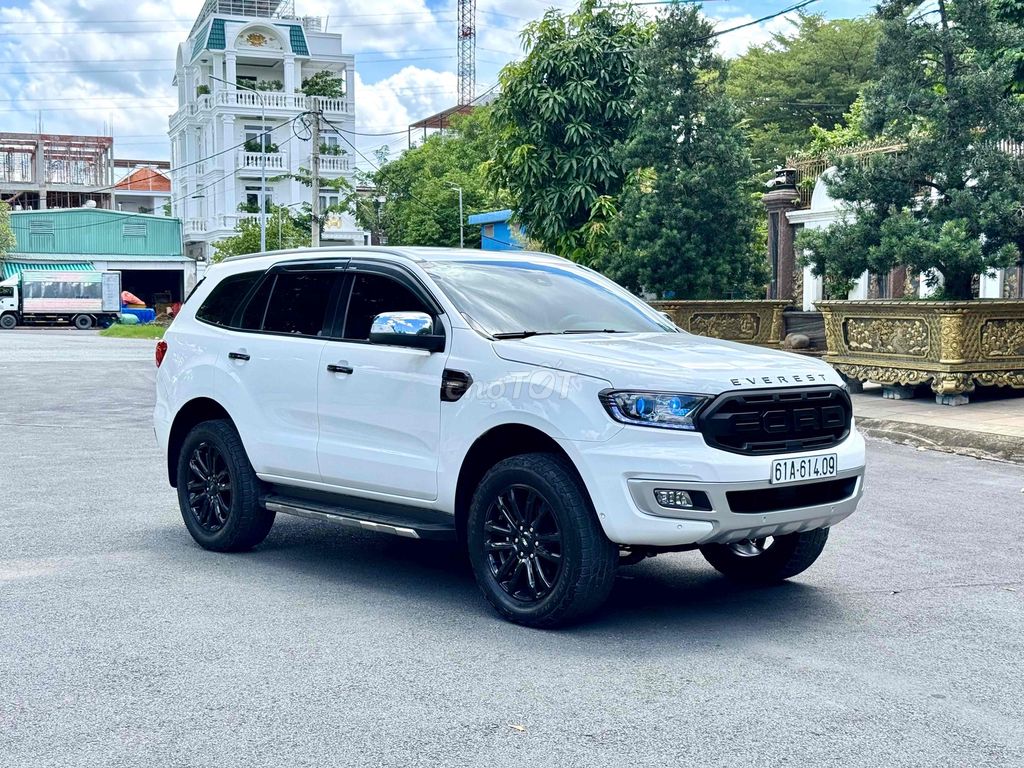 Ford Everest 2019 Titanium 2.0L AT 4x4. Mua bán Ô tô tại Quận 12 Tp Hồ Chí Minh được đăng bởi Hoàng Huy hình 18