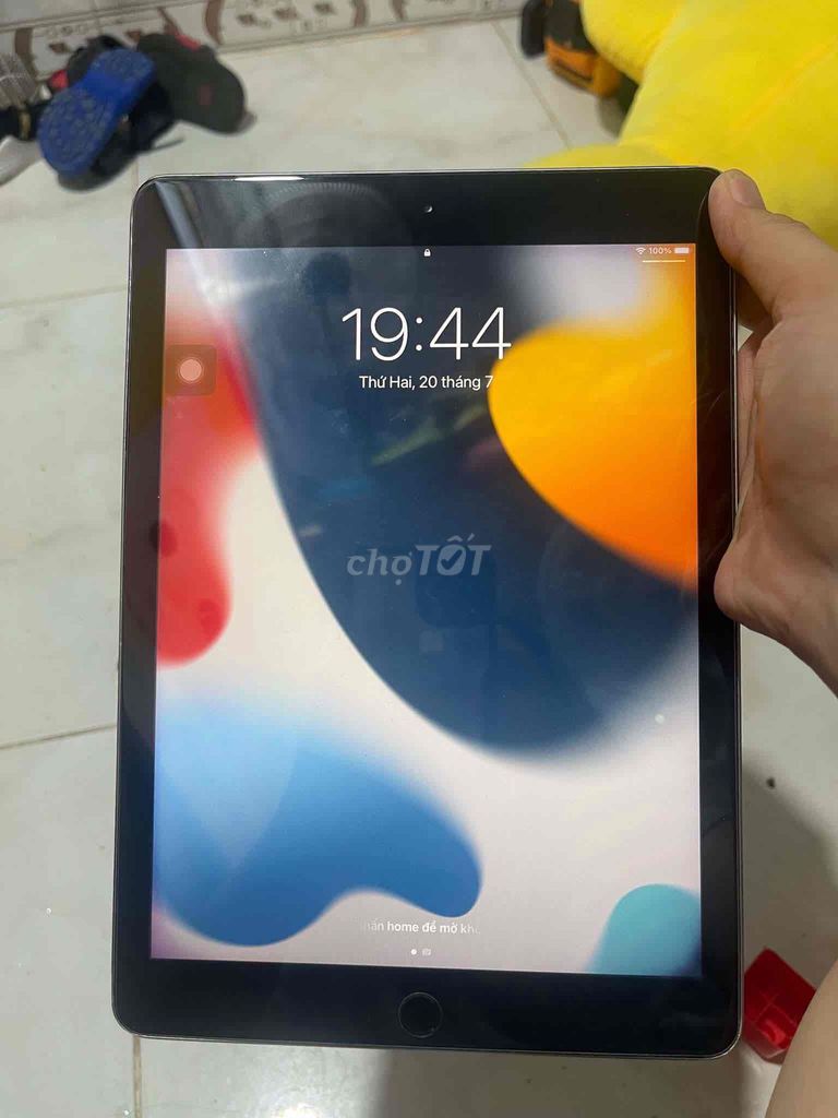 Dư dùng cần bán ipsd gen 6. Mua bán Máy tính bảng tại Quận 11 Tp Hồ Chí Minh được đăng bởi Nhan Nguyen hình 1