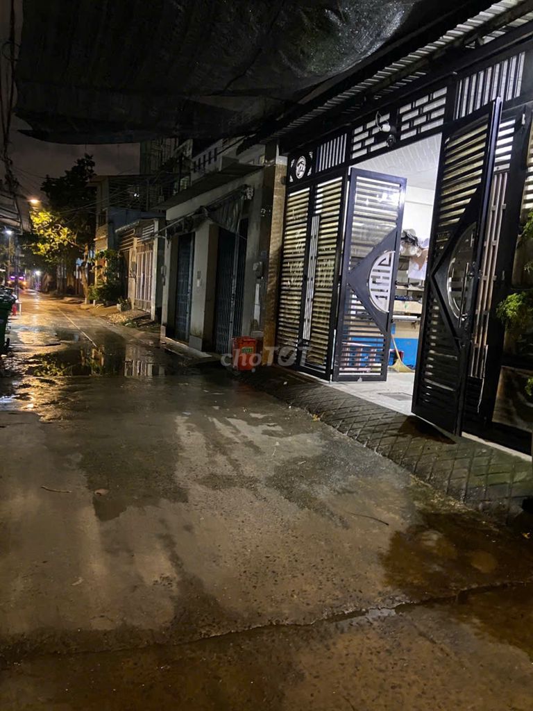 nhà bình tân 175m vuông có sổ chính chủ