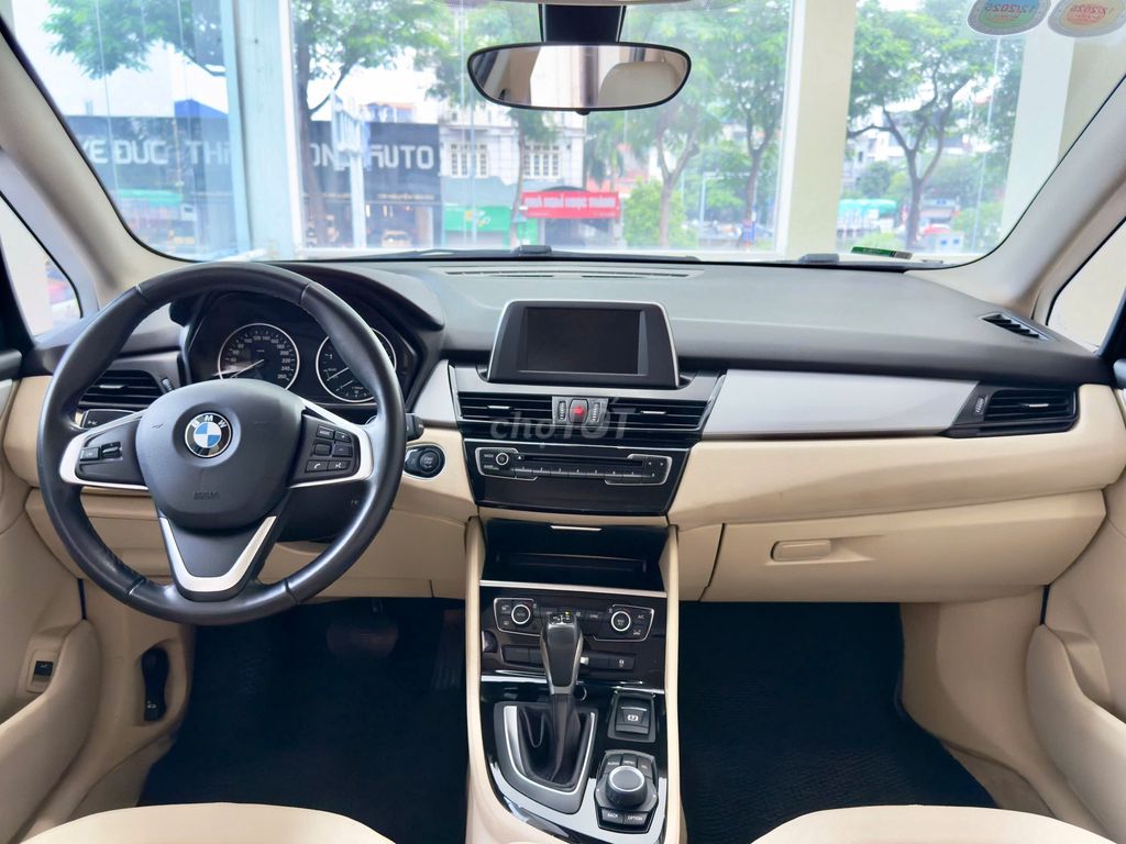 BMW Series 218i 2015 xe nhỏ, thực dụng như xe Nhật. Mua bán Ô tô tại Quận Long Biên Hà Nội được đăng bởi Long Biên Cars hình 13
