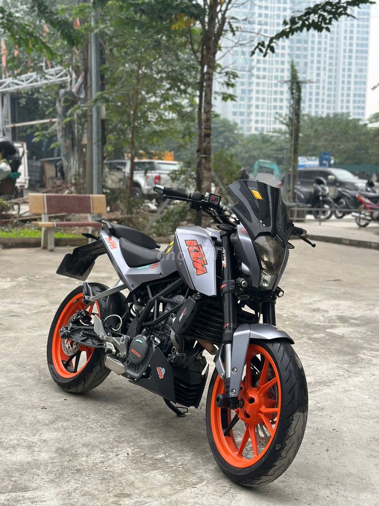 KTM Duke 200 Xám. Mua bán Xe máy tại Quận Hà Đông Hà Nội được đăng bởi Phú Lý hình 6