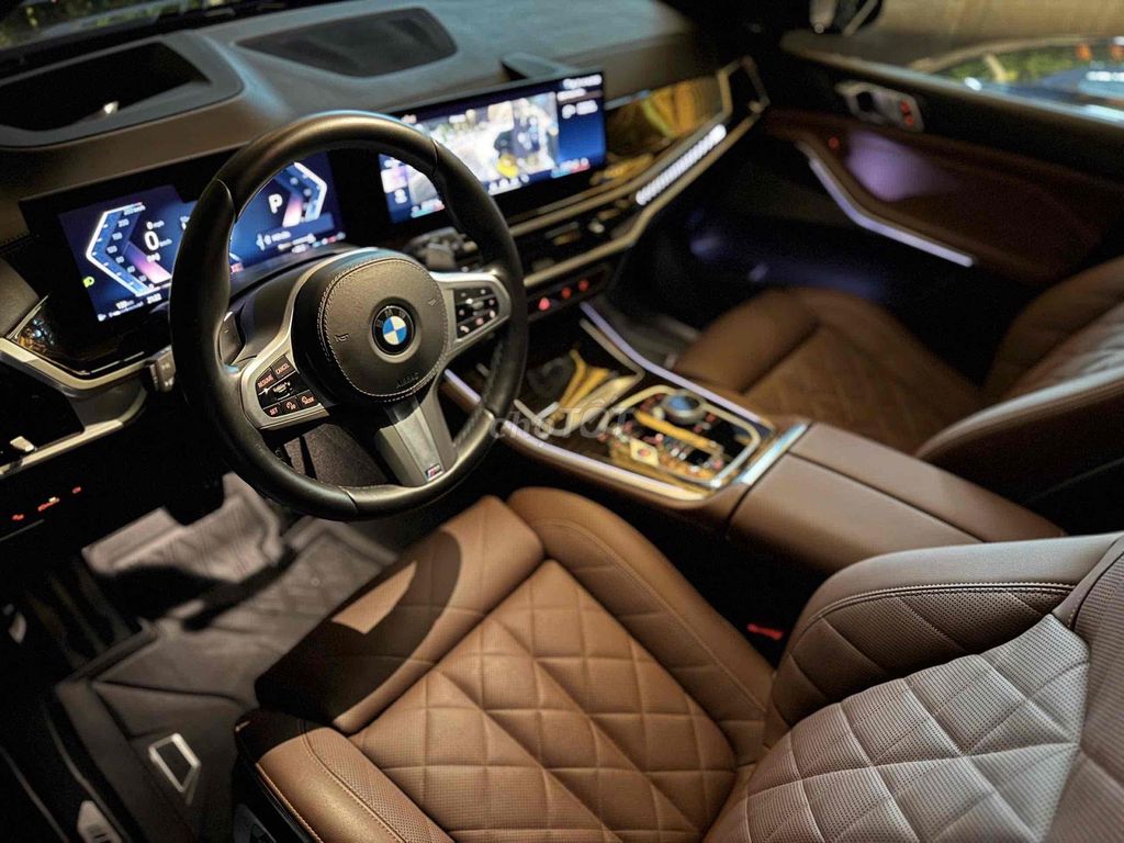 BMW X5 2023 xDrive40i M Sport - 11800 km. Mua bán Ô tô tại Quận 4 Tp Hồ Chí Minh được đăng bởi Bích hình 9