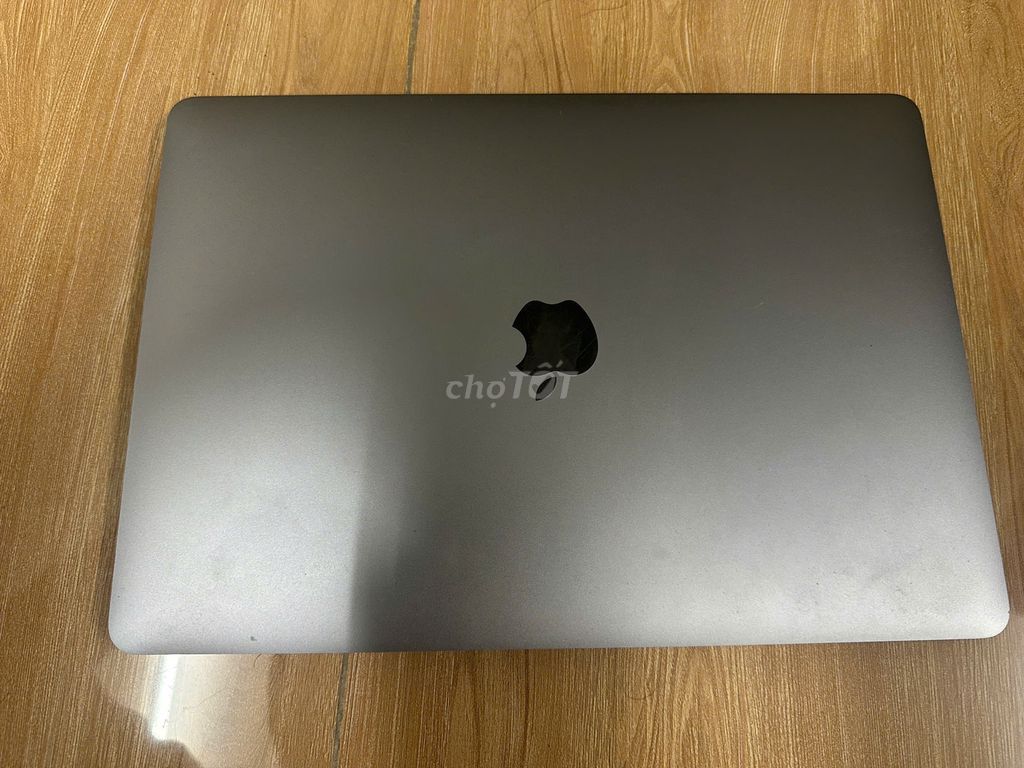 MacBook Pro M1 (2020) – 8GB RAM / 256GB SSD