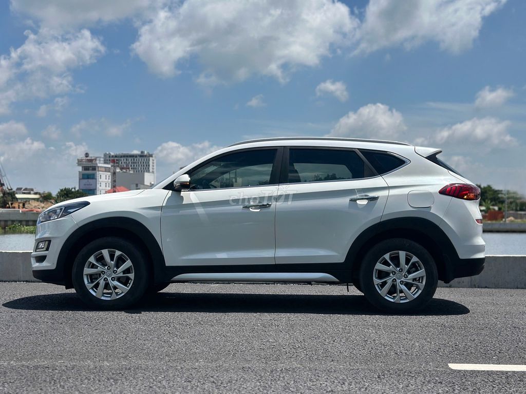 Hyundai Tucson model 2020 2.0 AT trắng đẹp. Mua bán Ô tô tại Quận Gò Vấp Tp Hồ Chí Minh được đăng bởi Danh hình 7