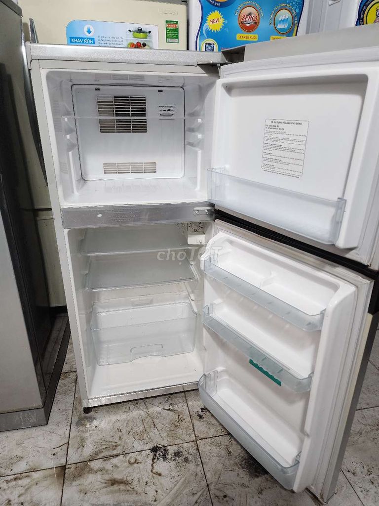 Tủ lạnh toshiba 120lit quạt gió