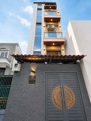 Chính Chủ Cần Bán Nhà Mới Có Hoa Hồng 100Tr Nhờ AE Chạy Phụ Hoàn Công