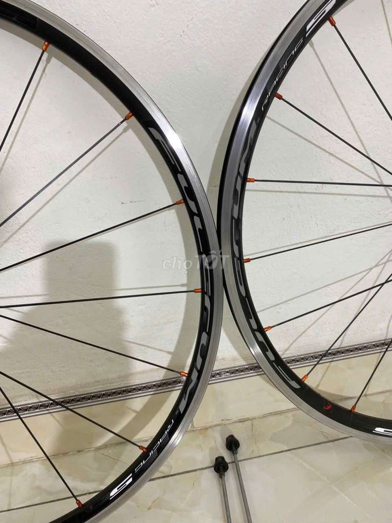Cặp vành nhôm fulcrum racing 5 chính hãng Italy. Mua bán Phụ tùng xe tại Quận Hải Châu Đà Nẵng được đăng bởi Đỗ Mậu hình 8
