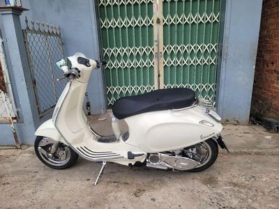 Piaggio Vespa Sprint 2015 Trắng Đã sử dụng. Mua bán Xe máy tại Quận Ninh Kiều Cần Thơ được đăng bởi Ann