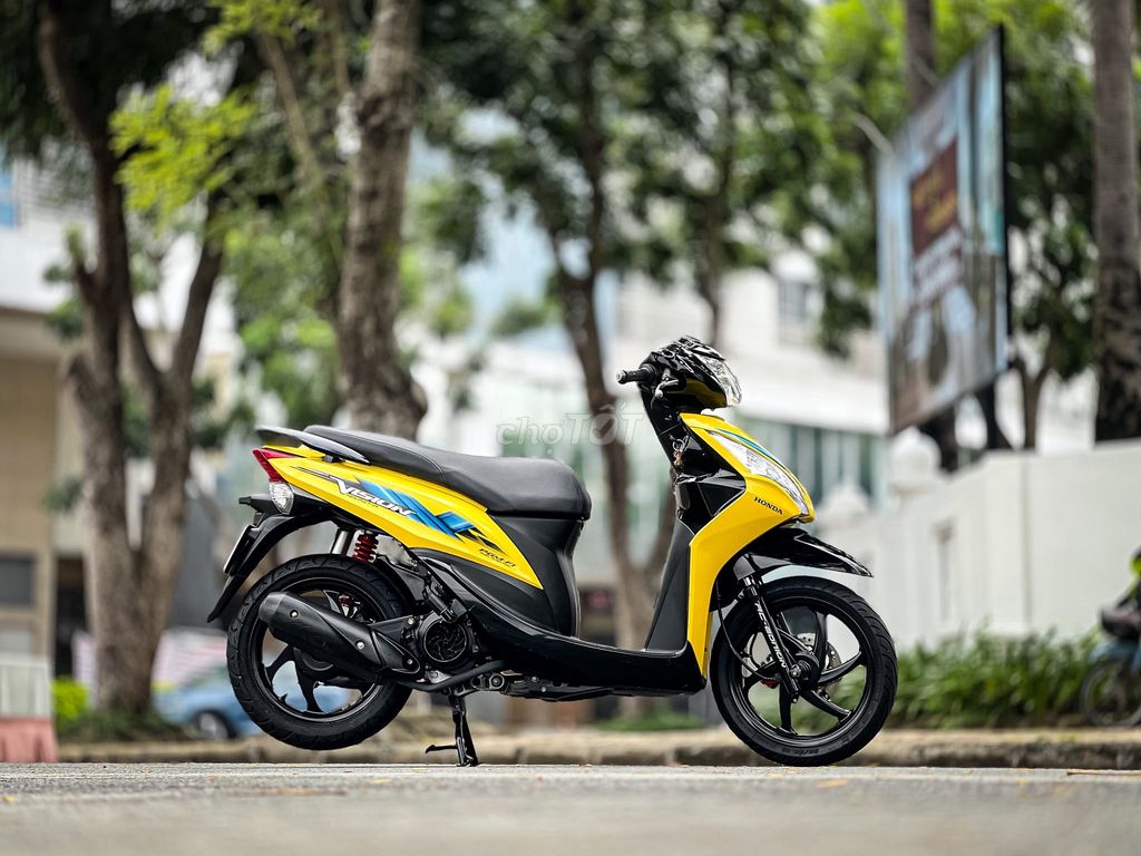 Vision 2012 bstp chính chủ zin. Mua bán Xe máy tại Quận 4 Tp Hồ Chí Minh được đăng bởi Hoàng hình 1