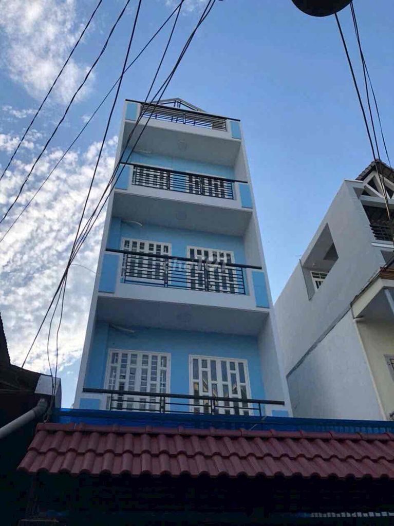 Rent · 7 bd · 112 м² · Quận Gò Vấp, ул. Đường Phạm Văn Chiêu