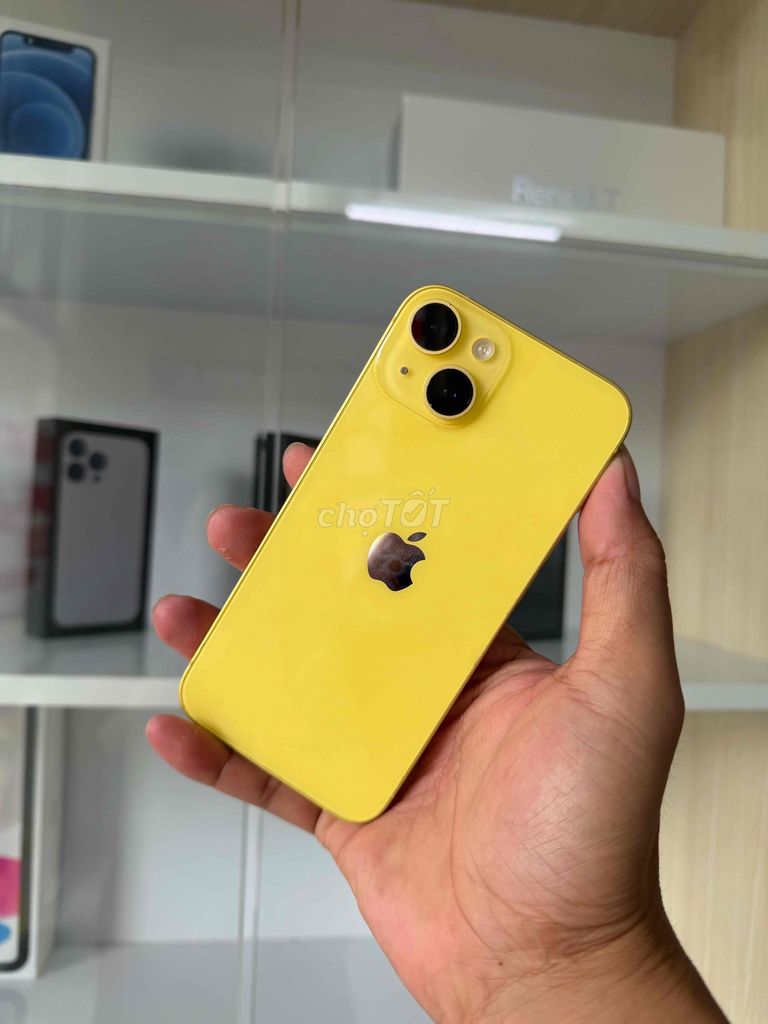 iPhone 14 128GB Vàng QT 2 SIM 98% PIN 100%. Mua bán Điện thoại tại Thành phố Cà Mau Cà Mau được đăng bởi NHAN APPLE hình 1