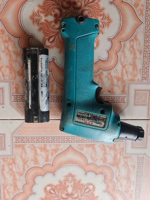 Vít sống độc lạ nhất Việt Nam, 1 thân máy 2 vỏ pin. Mua bán Nội thất, đồ gia dụng khác tại Huyện Quỳ Hợp Nghệ An được đăng bởi Quốc Tịnh 