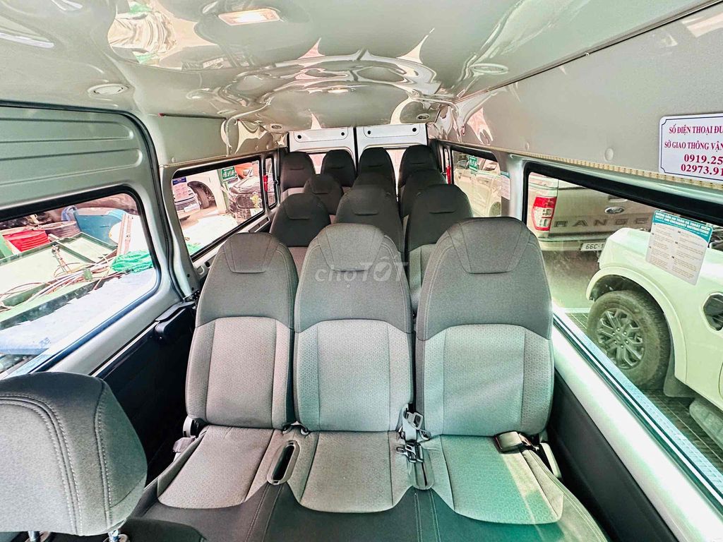 Ford Transit 2023. 1 chủ từ đầu. Sơn zin 95%. Mua bán Ô tô tại Thành phố Long Xuyên An Giang được đăng bởi Luân Ford hình 7