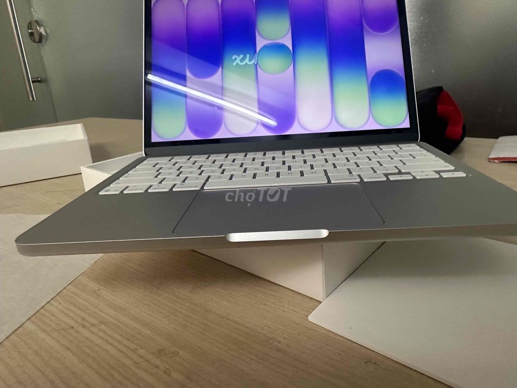 Macbook Neo 8GB/256GB Bạc bảo hành 2 năm. Mua bán Laptop tại Quận 4 Tp Hồ Chí Minh được đăng bởi ĐĂNG hình 1
