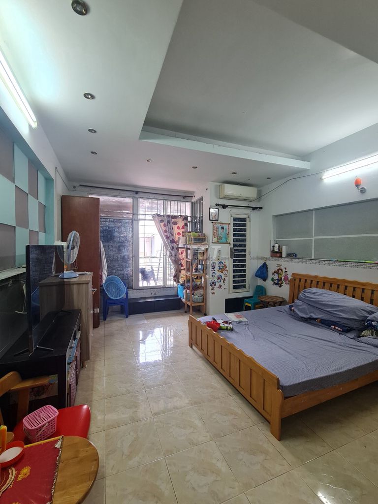 Nhà 4,6x21,5m, 4 tầng, hẻm Âu Dương Lân, P.2, Q.8 - ảnh 4