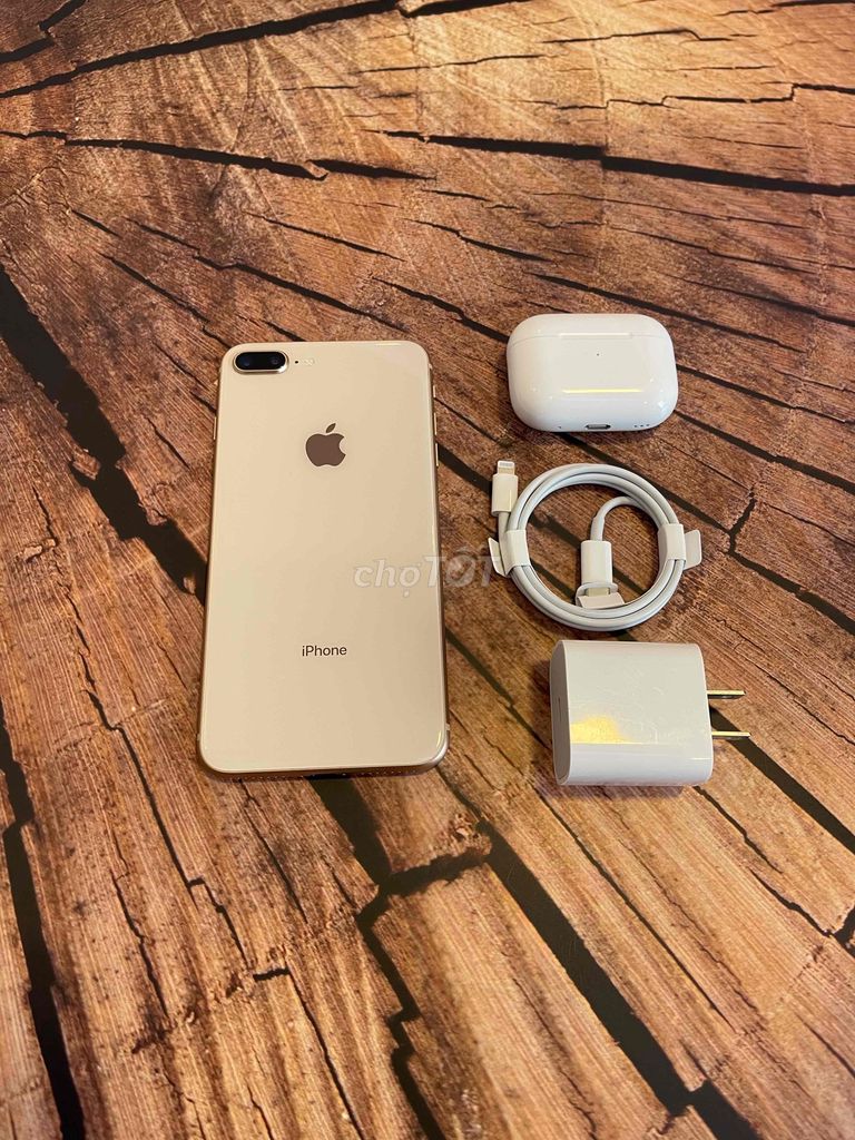 8 Plus 64G QTế Gold Đang Xài Bao Zin Pin Zin 95%