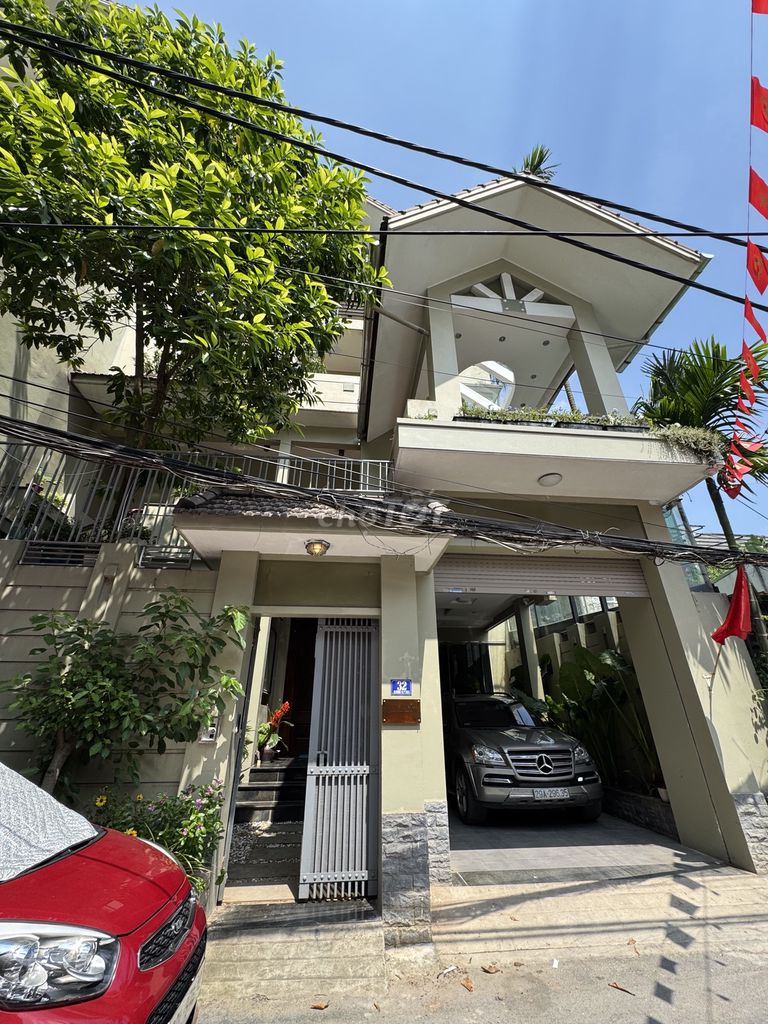 Gia đình có Merc GL550 đklđ 2009 sx 207 rất đẹp. Mua bán Ô tô tại Quận Tây Hồ Hà Nội được đăng bởi Nam Tước hình 3