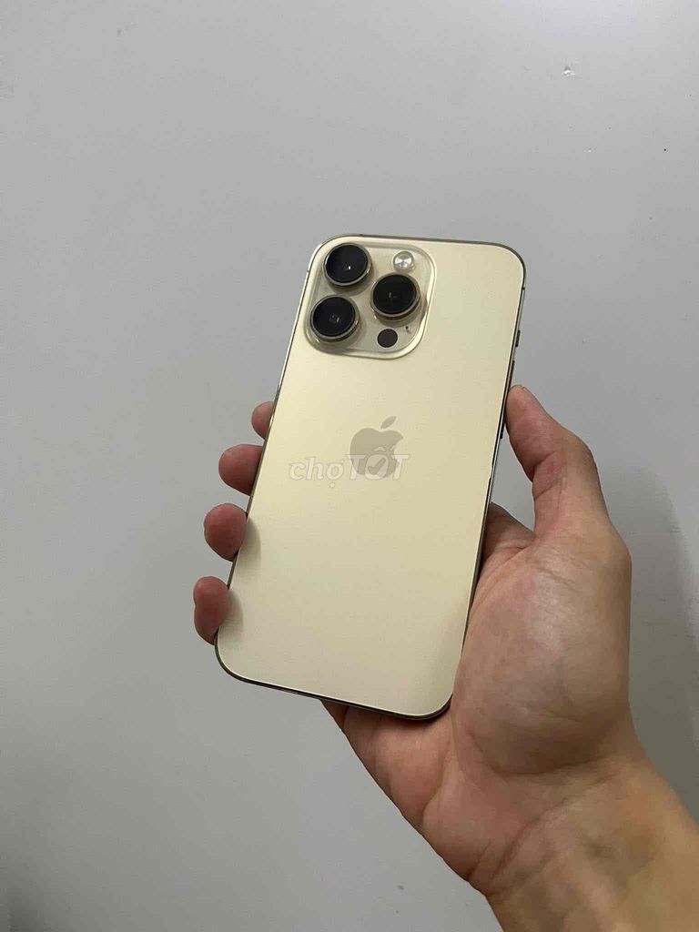 Apple iPhone 14 Pro 128GB Vàng Zin đẹp. Mua bán Điện thoại tại Quận Sơn Trà Đà Nẵng được đăng bởi Nguyễn Văn Thịnh hình 1