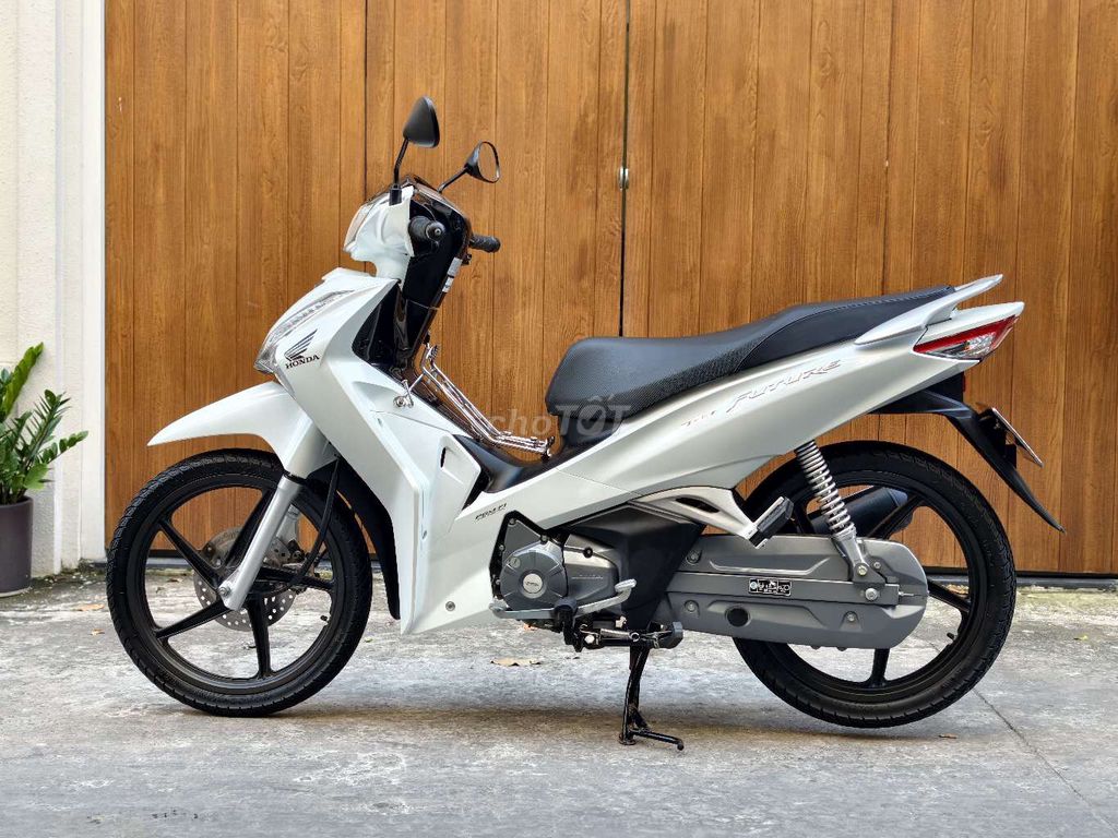 Honda Future 125 2023 Trắng 7777 km. Mua bán Xe máy tại Quận 11 Tp Hồ Chí Minh được đăng bởi Khoa hình 7