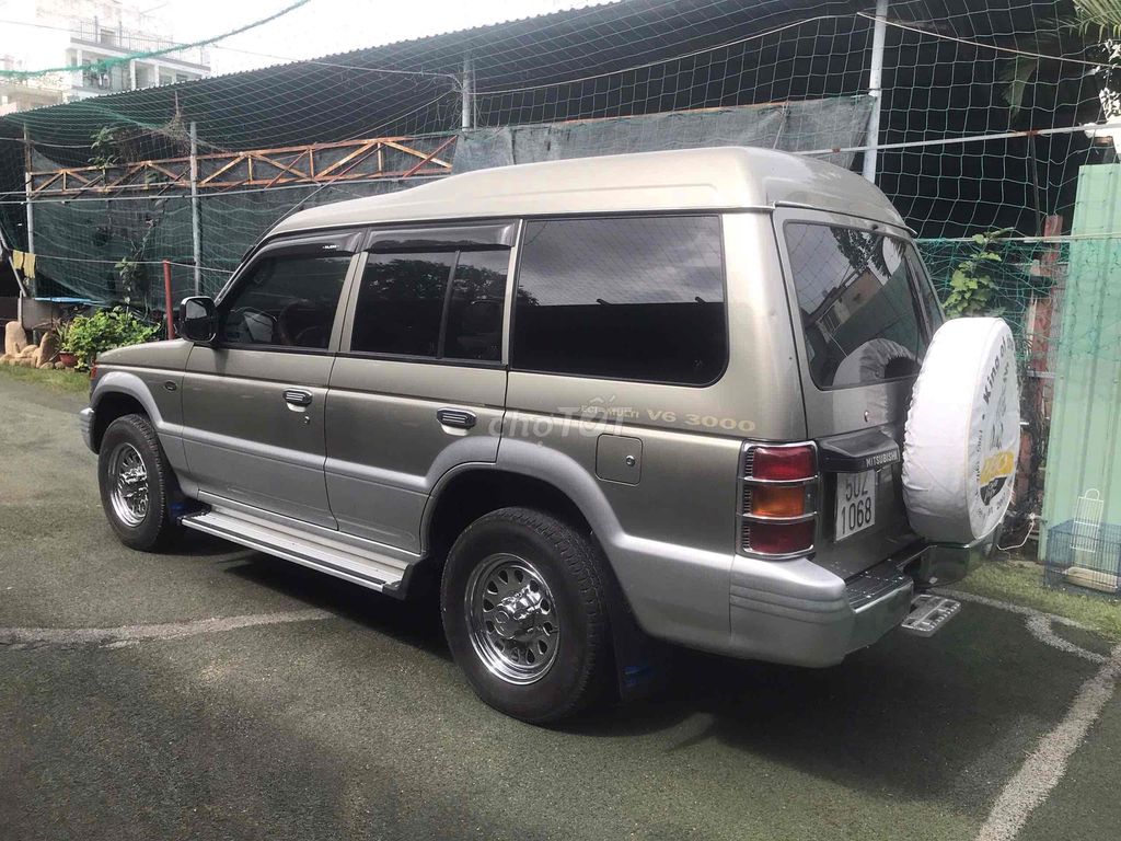 Mitsubishi Pajero 2006 3.0 - 165000 km. Mua bán Ô tô tại Quận Gò Vấp Tp Hồ Chí Minh được đăng bởi Võ hình 5
