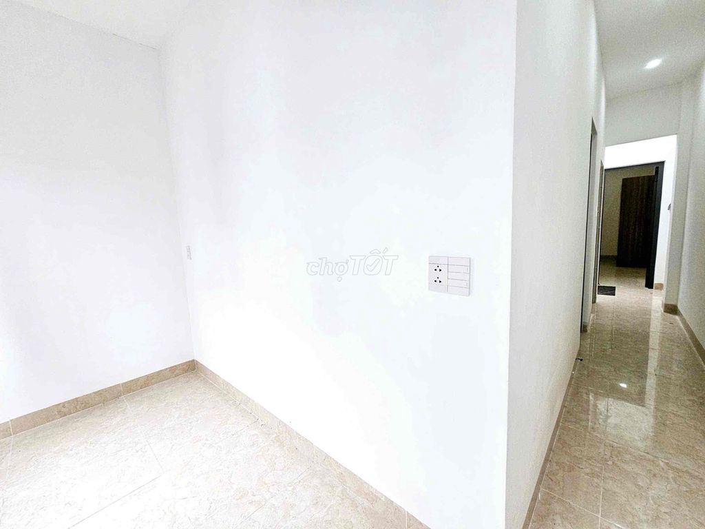 New furnished 3-bedroom house off Nguyễn Hoàng — photo 8
