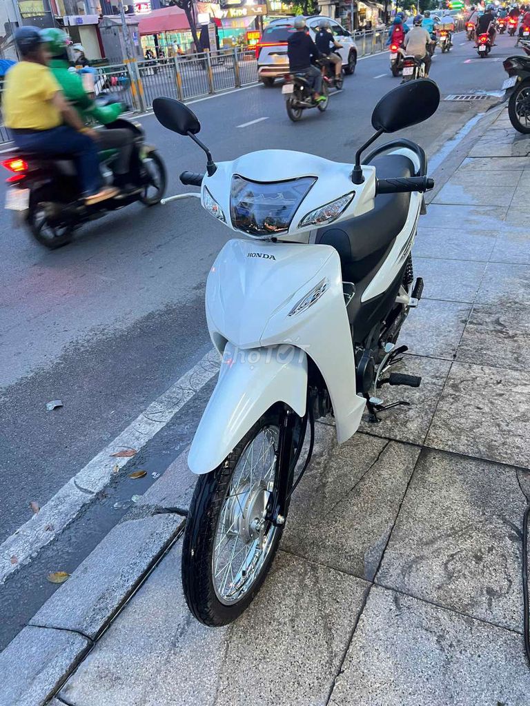 Honda Wave A 2026 Trắng Mới 99%