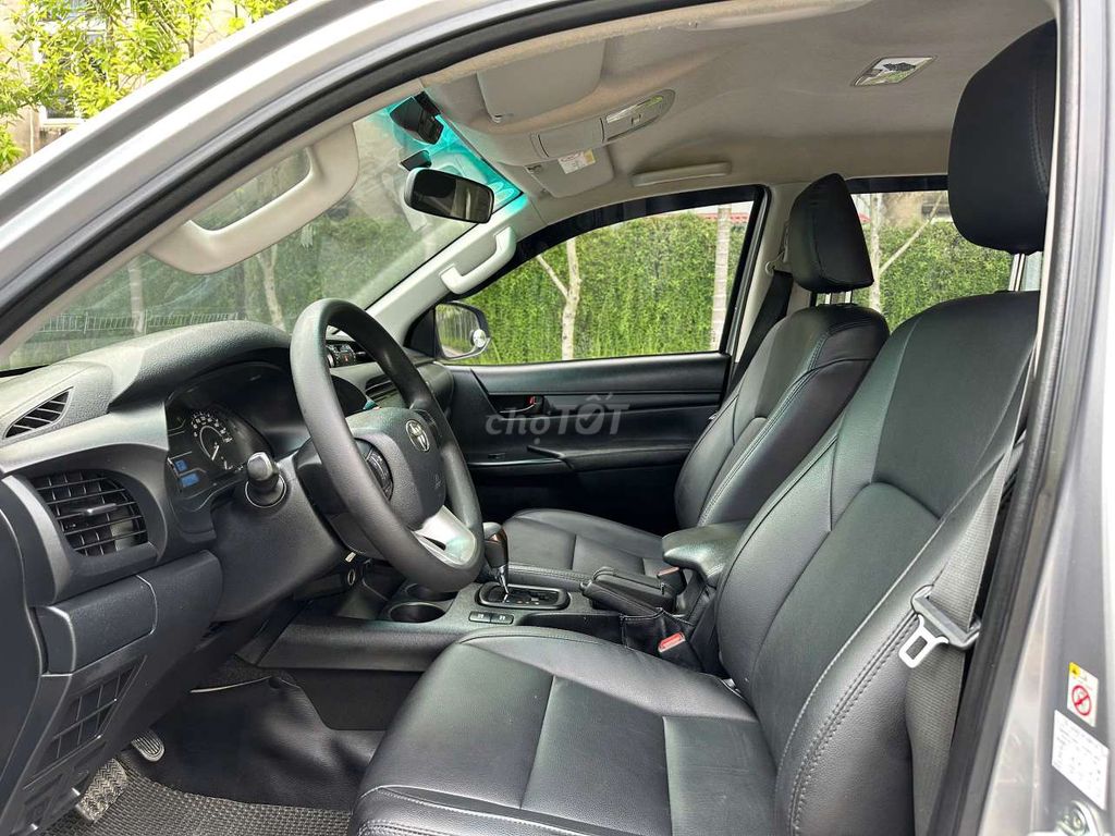 Toyota Hilux E 2.4AT 4x2 lỗi tặng xe, 12 vạn zin. Mua bán Ô tô tại Quận Hà Đông Hà Nội được đăng bởi Hà Đông Car hình 9