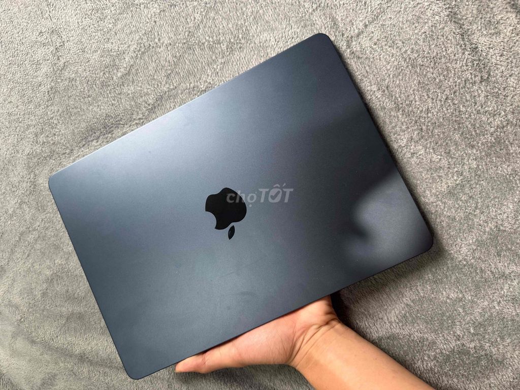 Apple Macbook Air M3 2024. Mua bán Laptop tại Quận Thanh Xuân Hà Nội được đăng bởi TA Shop hình 1