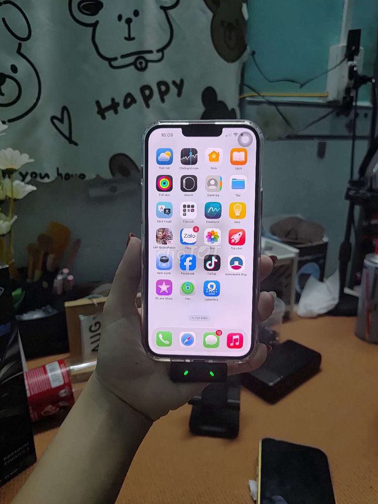 Apple iPhone 14 Plus 128GB Đỏ Mỹ 84%. Mua bán Điện thoại tại Quận Bình Thạnh Tp Hồ Chí Minh được đăng bởi Ms Mo hình 1