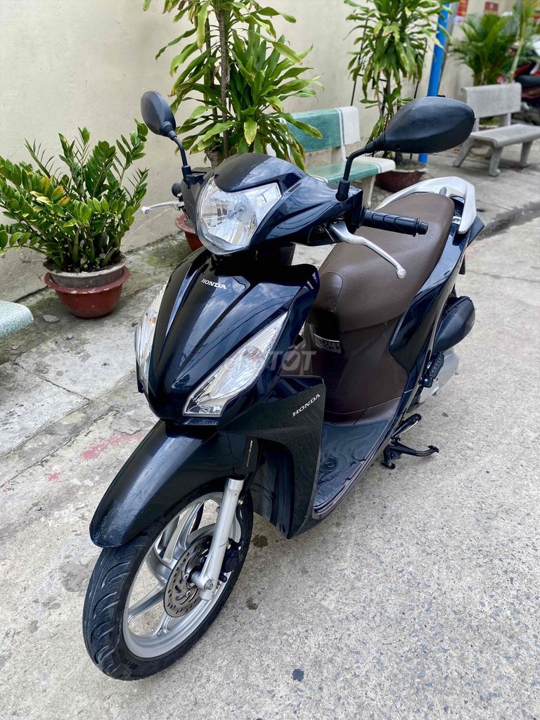Honda Vision 2020 черный, с номерами Хошимина, от собственника