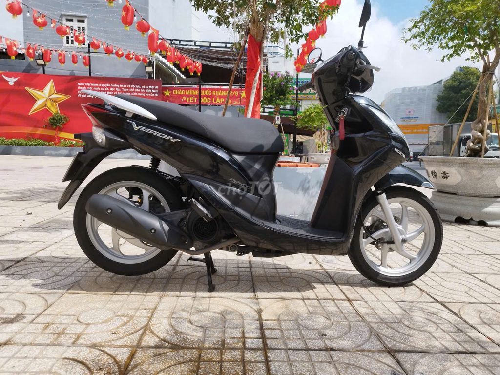 Honda Vision FI Вьетнам, черный