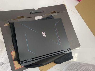 Bán 3 máy laptop Acer Phoenix R5M4 - Máy Mới