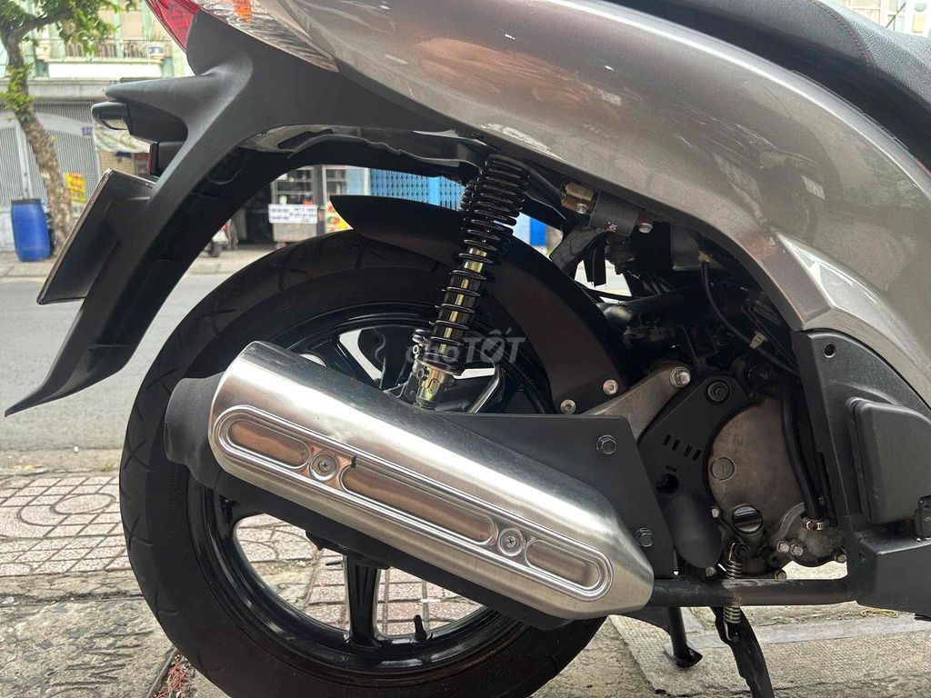 dylan up áo ý 2005. Mua bán Xe máy tại Quận Bình Thạnh Tp Hồ Chí Minh được đăng bởi Cầm Đồ Đại Tín hình 7