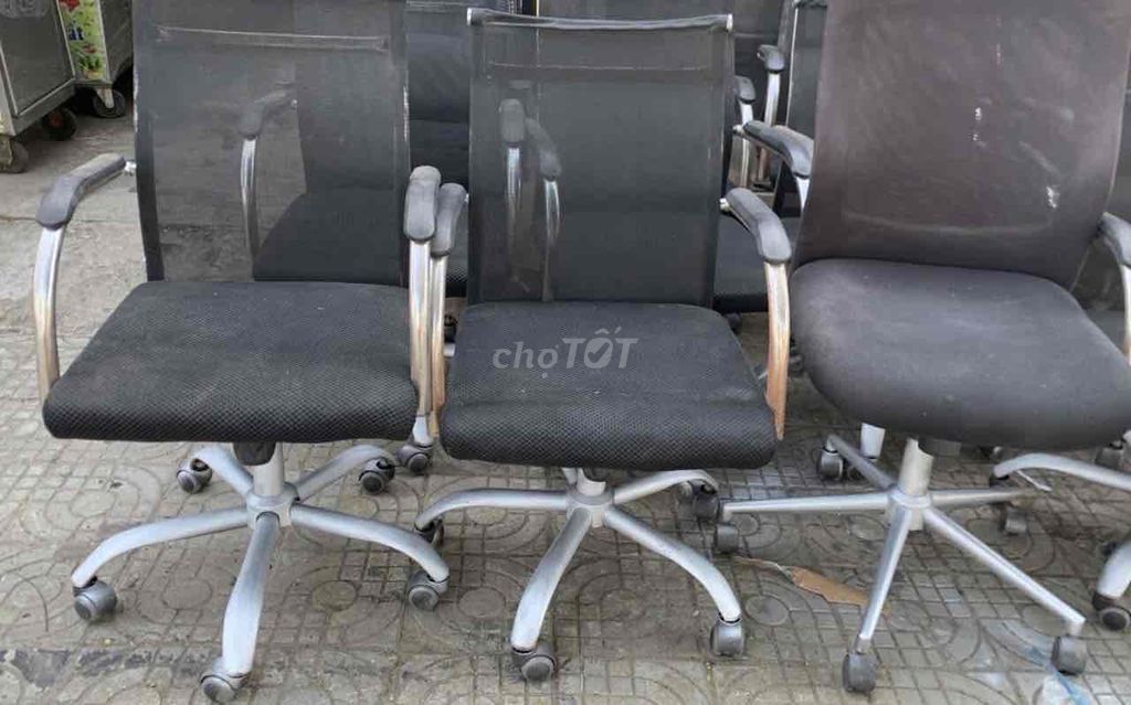 Ghế văn phòng Đen Lưới Đã sử dụng. Mua bán Đồ dùng văn phòng tại Quận Sơn Trà Đà Nẵng được đăng bởi THẾ GIỚI ĐỒ CŨ ĐỒ CỔ LỚN NHẤT MIỀN TRUNG hình 1