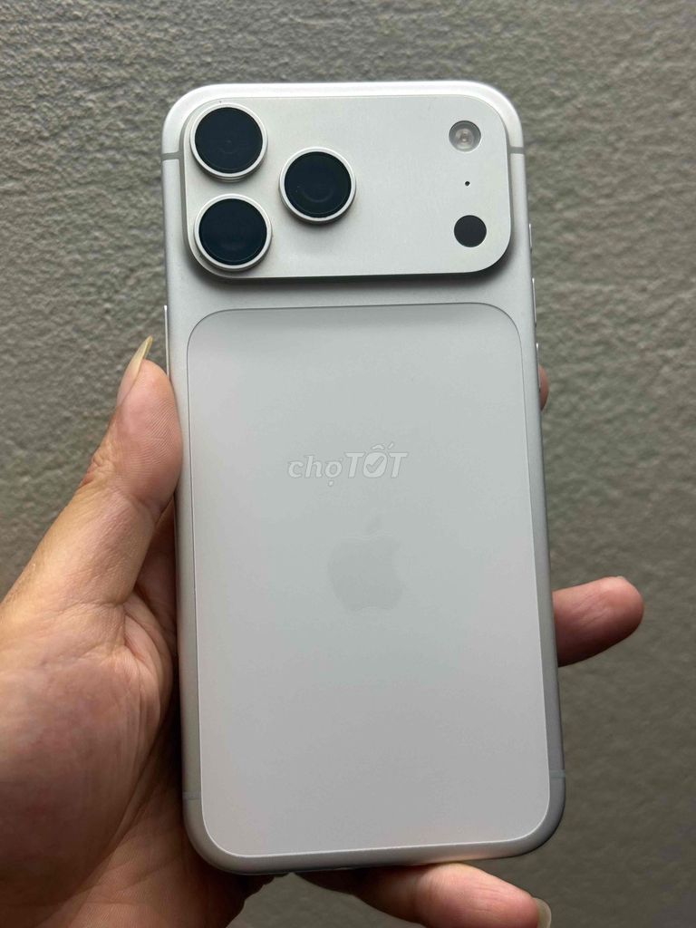 Iphone 17 Promax 256gb Lock Đã eid 2 sim vl. Mua bán Điện thoại tại Quận Hà Đông Hà Nội được đăng bởi Hoàng hình 1