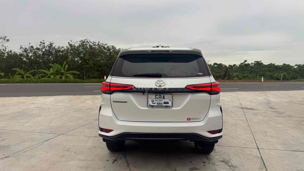 Toyota Fortuner 2021 photo 5