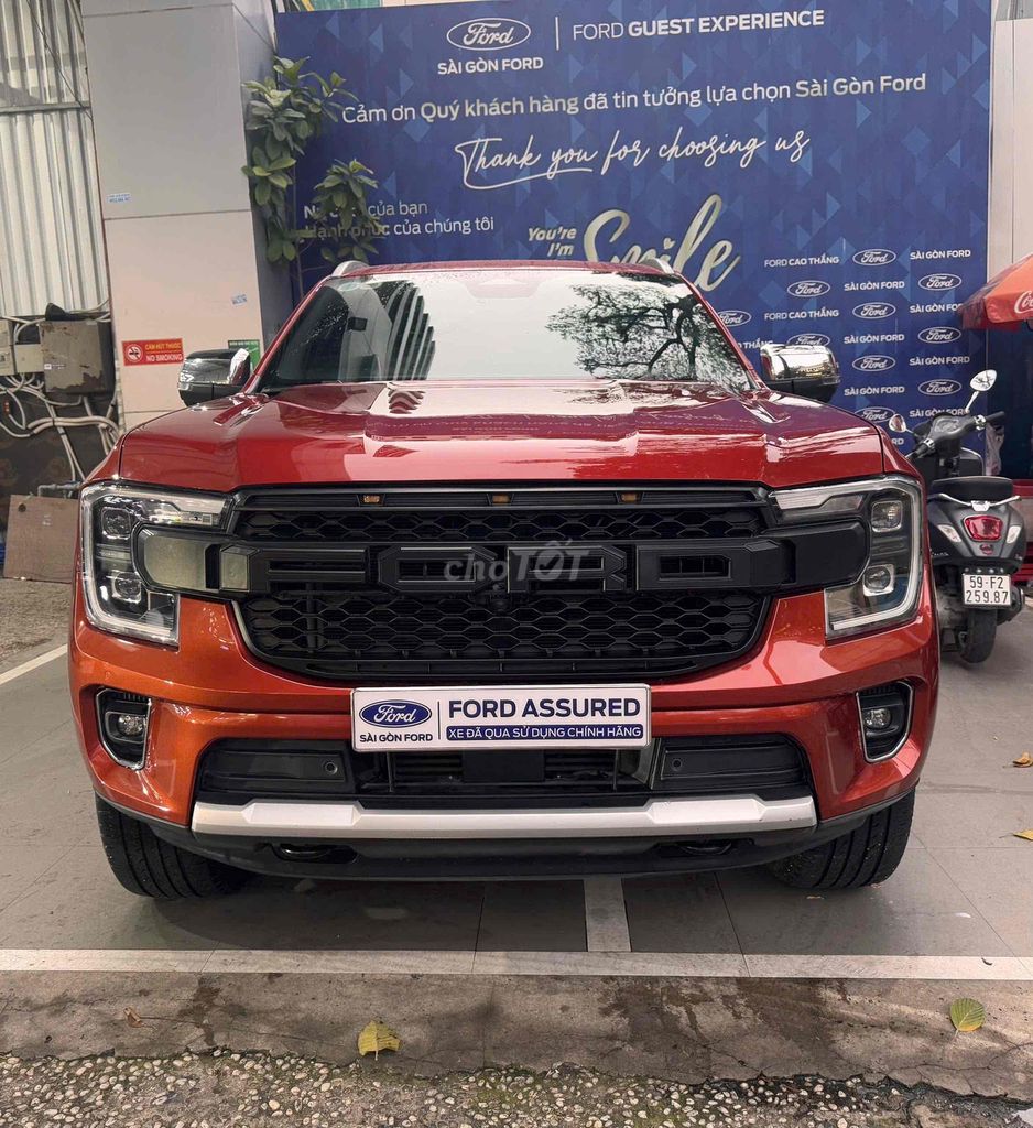 Hãng Ford bán Everest Titan 2 cầu 2022 đã test hãg